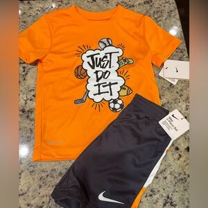 Nike boys dri fit set size 4
